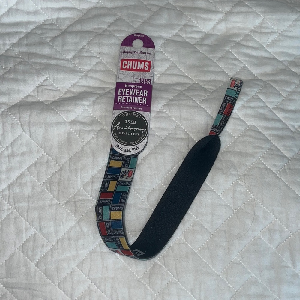 NWT Chums Neoprene Eyewear Retainer